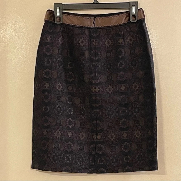 SAKS FIFTH AVENUE‎ Signature Geometric Print Pencil Skirt in Dark Aubergine - Picture 3 of 6
